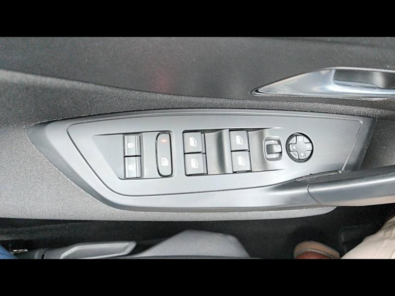 Occasion PEUGEOT 308 1.2 PureTech 110ch S&S Active Pack 2022 Vert Olivine (M) 14991 € à Longeville-lès-Saint-Avold