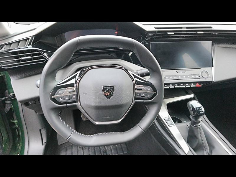 Occasion PEUGEOT 308 1.2 PureTech 110ch S&S Active Pack 2022 Vert Olivine (M) 14991 € à Longeville-lès-Saint-Avold