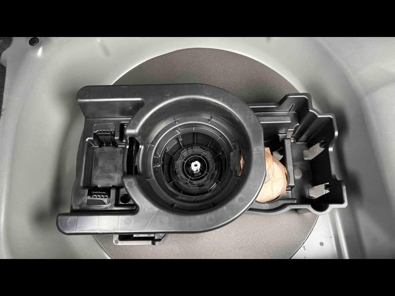 Occasion PEUGEOT 208 1.2 Hybrid 110ch Allure e-DCS6 2025 Blanc Okénite (M) 20991 € à Longeville-lès-Saint-Avold