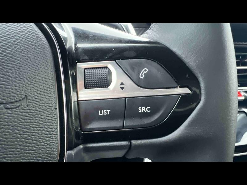 Occasion PEUGEOT 208 1.2 Hybrid 110ch Allure e-DCS6 2025 Blanc Okénite (M) 20991 € à Longeville-lès-Saint-Avold