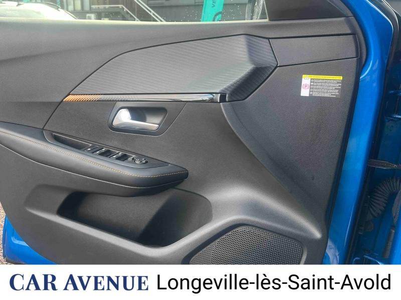 Used PEUGEOT 208 e-208 136ch Roadtrip 2022 Bleu Vertigo (V) € 14991 in Longeville-lès-Saint-Avold