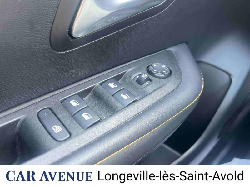 Used PEUGEOT 208 e-208 136ch Roadtrip 2022 Bleu Vertigo (V) € 14991 in Longeville-lès-Saint-Avold