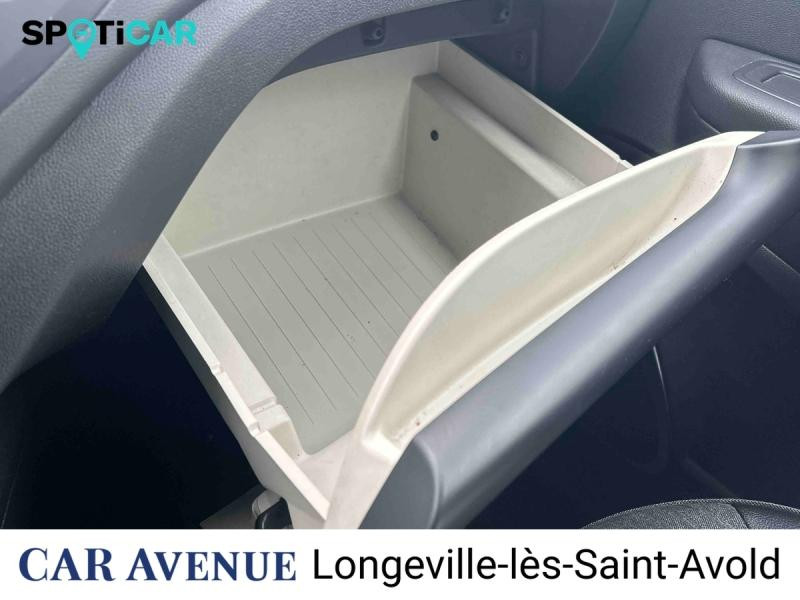 Used RENAULT Captur 0.9 TCe 90ch energy Intens Euro6c 2019 Gris Cassiopée/Ivoire € 11990 in Longeville-lès-Saint-Avold