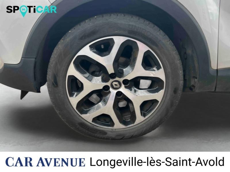 Used RENAULT Captur 0.9 TCe 90ch energy Intens Euro6c 2019 Gris Cassiopée/Ivoire € 11990 in Longeville-lès-Saint-Avold