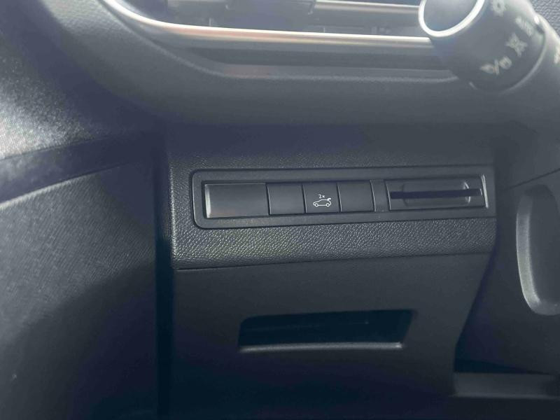 Used PEUGEOT 3008 1.2 PureTech 130ch E6.c Allure Business S&S EAT8 2018 Gris Amazonite (M) € 13990 in Longeville-lès-Saint-Avold