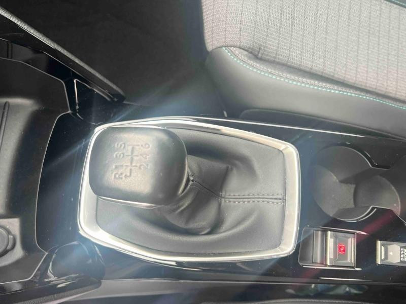 Used PEUGEOT 2008 1.2 PureTech 130ch S&S Allure Pack 2022 Gris Platinium (M) € 16990 in Longeville-lès-Saint-Avold