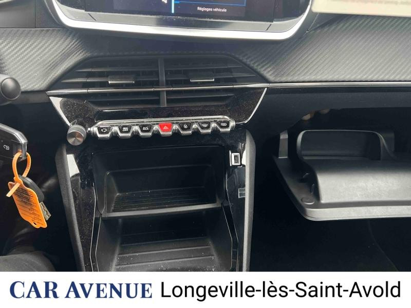 Used PEUGEOT 208 1.2 PureTech 75ch S&S Style 2022 Rouge Elixir (V) € 11491 in Longeville-lès-Saint-Avold