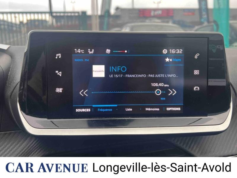 Used PEUGEOT 208 1.2 PureTech 75ch S&S Style 2022 Rouge Elixir (V) € 11491 in Longeville-lès-Saint-Avold