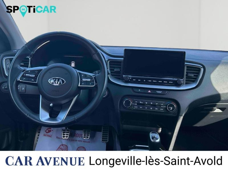 Used KIA XCeed 1.0 T-GDI 120ch Launch Edition 2019 Rouge Rubis métallisé € 16290 in Longeville-lès-Saint-Avold