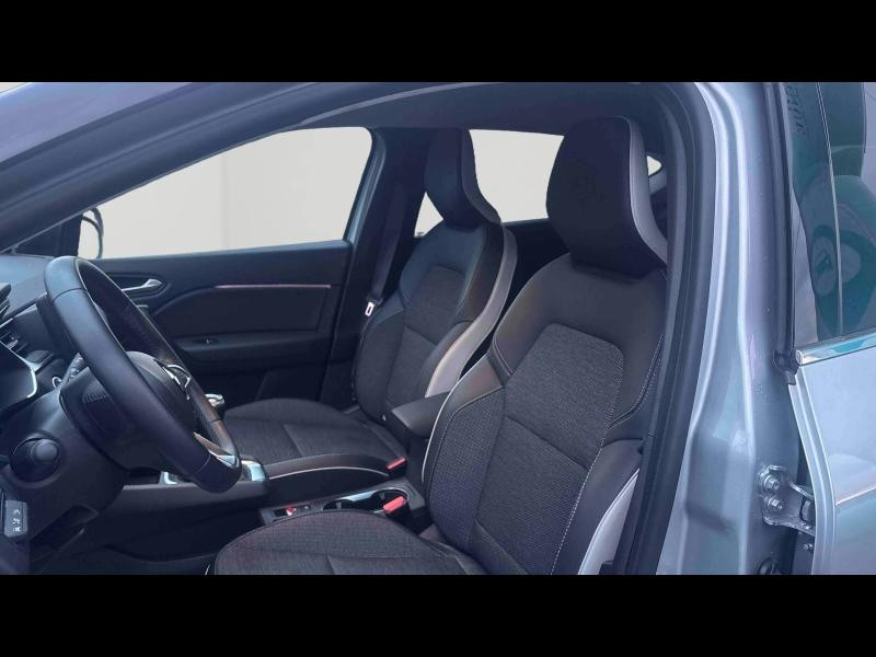 Used RENAULT Captur 1.0 TCe 90ch Intens -21 2022 Gris Highland/Noir Etoile € 17190 in Longeville-lès-Saint-Avold