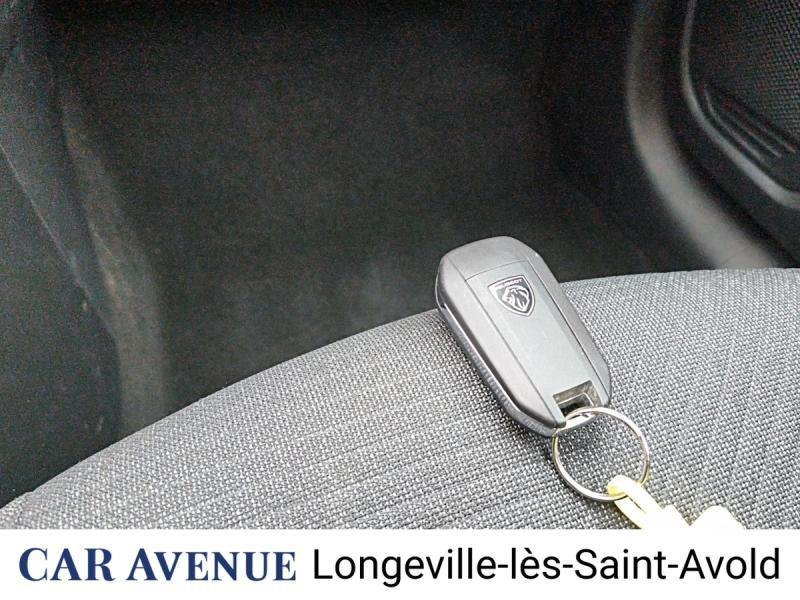 Used PEUGEOT 208 1.2 100ch S&S Style 2025 Noir Perla Nera (M) € 16991 in Longeville-lès-Saint-Avold