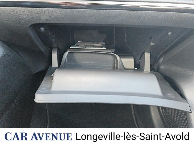 Used PEUGEOT 208 1.2 PureTech 75ch S&S Active Pack 2022 Jaune € 12990 in Longeville-lès-Saint-Avold