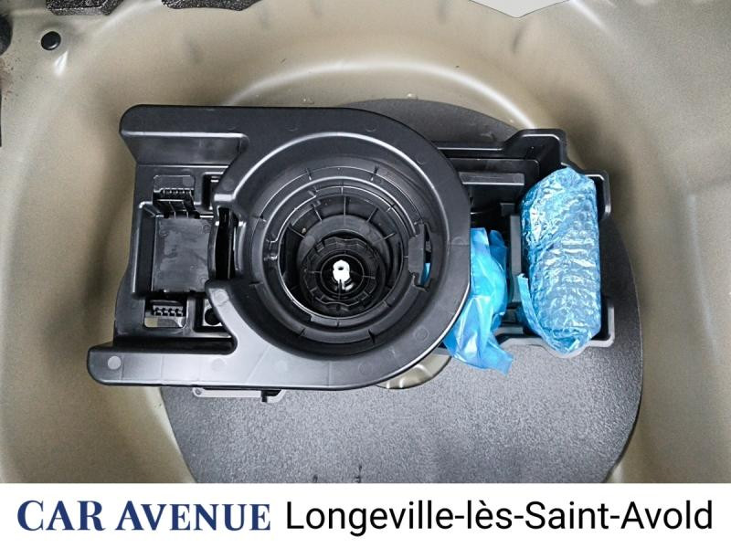 Used PEUGEOT 208 1.2 100ch S&S Style 2025 Noir Perla Nera (M) € 16991 in Longeville-lès-Saint-Avold