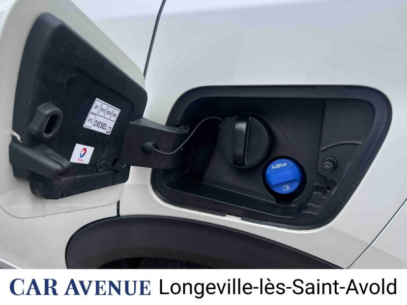 Occasion PEUGEOT 2008 1.5 BlueHDi 130ch S&S GT Line EAT8 7cv 2020 Blanc Nacré (N) 15990 € à Longeville-lès-Saint-Avold