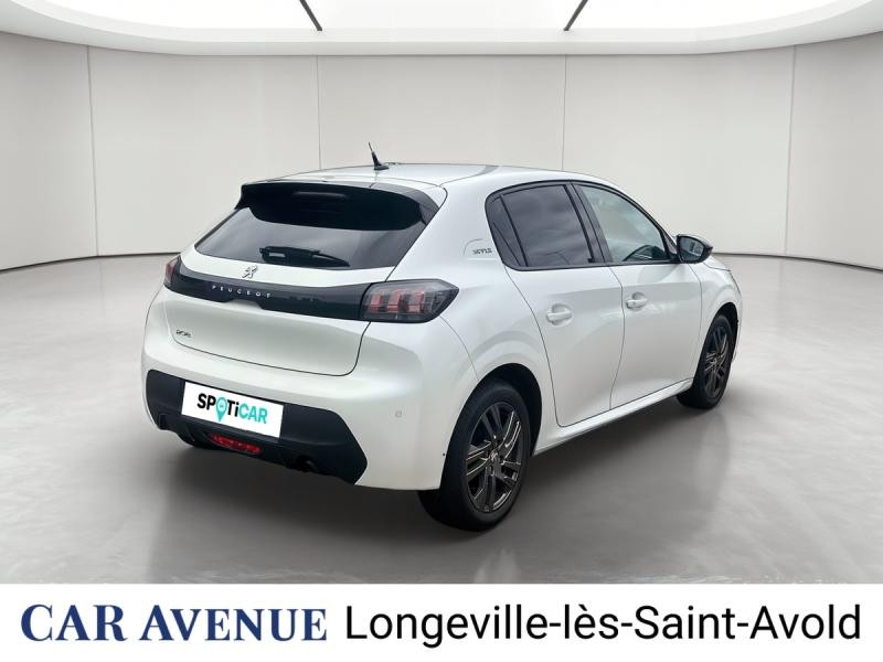 Occasion PEUGEOT 208 1.2 PureTech 100ch S&S Style 2022 Blanc nacré 14490 € à Longeville-lès-Saint-Avold