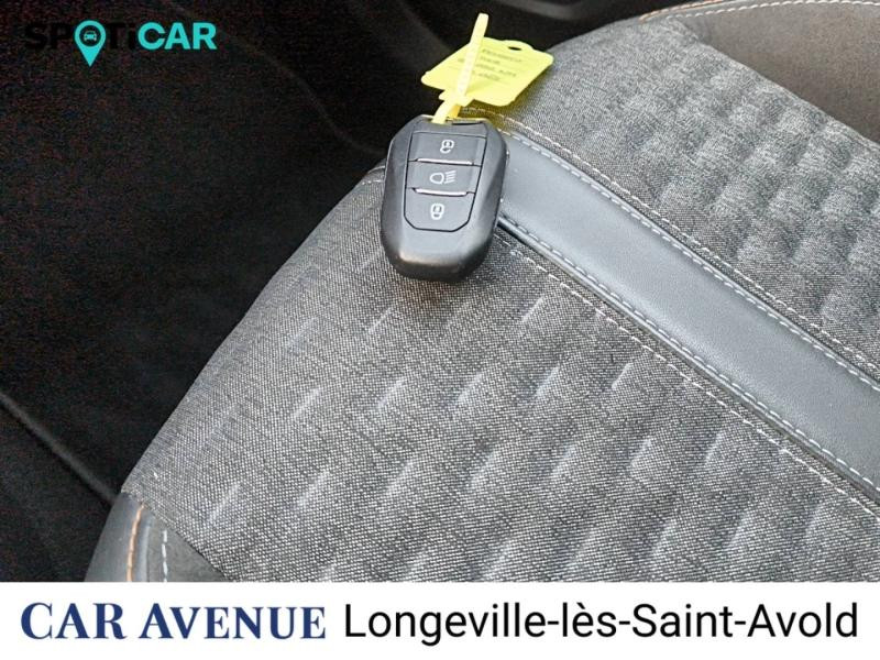 Occasion PEUGEOT 2008 e-2008 136ch Roadtrip 2022 Orange 15990 € à Longeville-lès-Saint-Avold