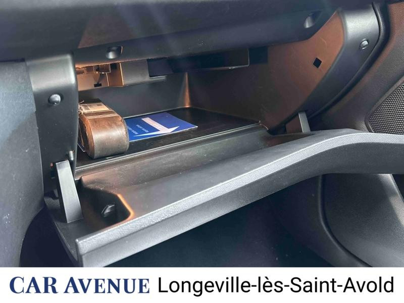 Used PEUGEOT 308 1.2 PureTech 110ch E6.3 S&S Style 2019 Noir Perla Nera € 11490 in Longeville-lès-Saint-Avold