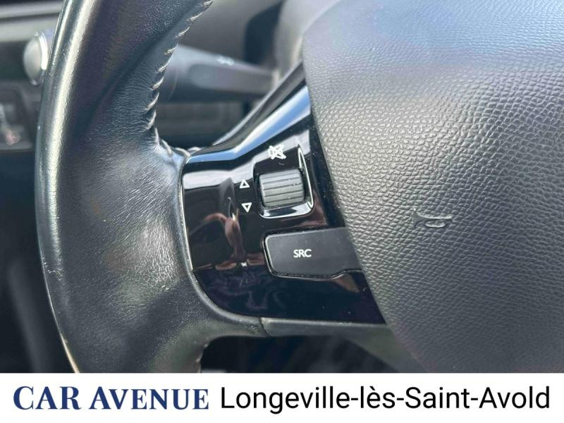 Used PEUGEOT 308 1.2 PureTech 110ch E6.3 S&S Style 2019 Noir Perla Nera € 11490 in Longeville-lès-Saint-Avold