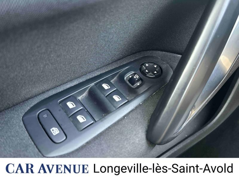 Used PEUGEOT 308 1.2 PureTech 110ch E6.3 S&S Style 2019 Noir Perla Nera € 11490 in Longeville-lès-Saint-Avold