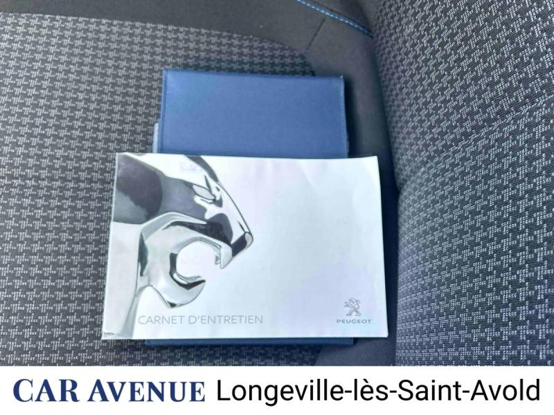 Used PEUGEOT 308 1.2 PureTech 110ch E6.3 S&S Style 2019 Noir Perla Nera € 11490 in Longeville-lès-Saint-Avold