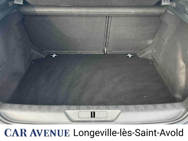 Used PEUGEOT 308 1.2 PureTech 110ch E6.3 S&S Style 2019 Noir Perla Nera € 11490 in Longeville-lès-Saint-Avold