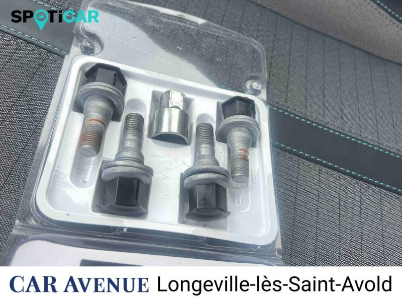 Occasion PEUGEOT 2008 1.2 PureTech 130ch S&S Allure Pack 2023 Gris Platinium (M) 17290 € à Longeville-lès-Saint-Avold