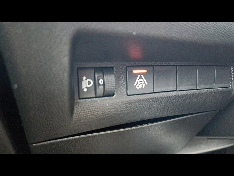 Occasion PEUGEOT 208 e-208 136ch Active Business 2021 Gris Artense (M) 14490 € à Longeville-lès-Saint-Avold