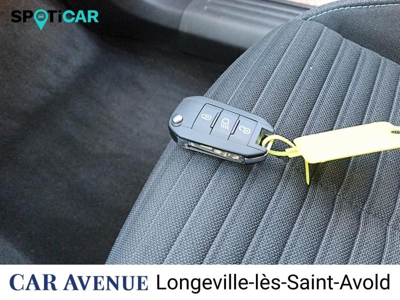 Occasion PEUGEOT 2008 1.2 PureTech 100ch S&S Style 2022 Orange 15991 € à Longeville-lès-Saint-Avold