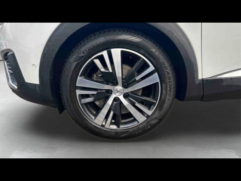 Occasion PEUGEOT 5008 1.2 PureTech 130ch E6.c Allure S&S 2019 Blanc Nacré (S) 15290 € à Longeville-lès-Saint-Avold
