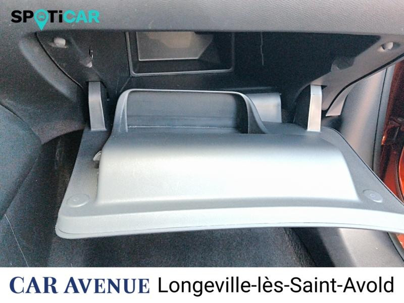 Occasion PEUGEOT 2008 1.2 PureTech 100ch S&S Style 2022 Orange 15991 € à Longeville-lès-Saint-Avold