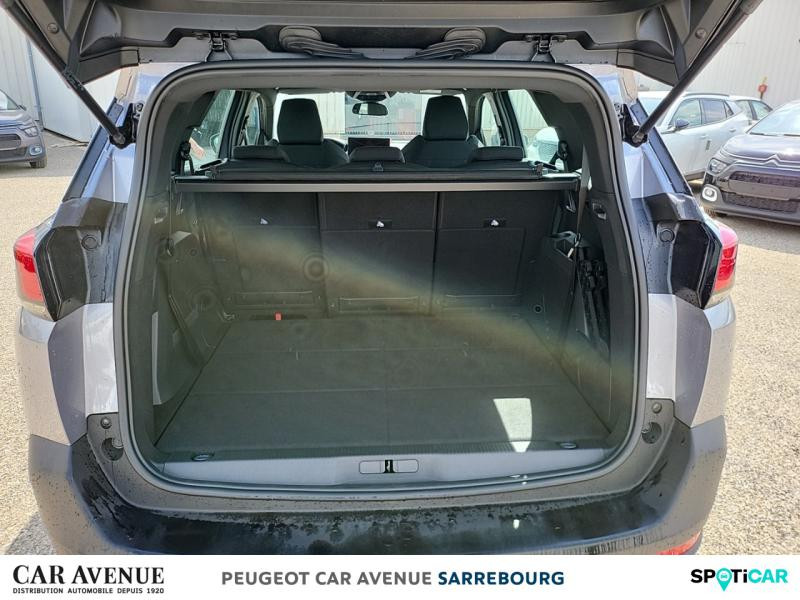 Used PEUGEOT 5008 1.5 BlueHDi 130ch S&S Active Pack EAT8 2023 Gris Artense (M) € 38900 in Sarrebourg