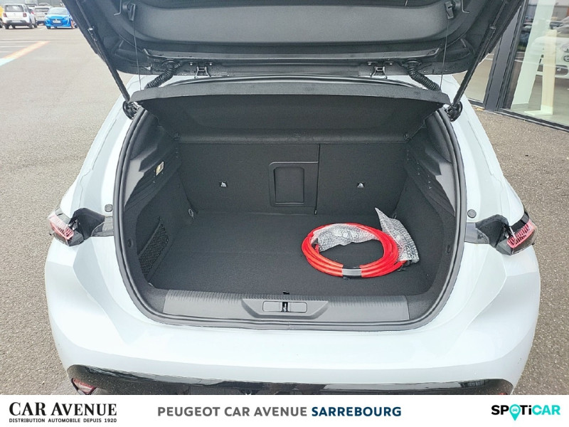 Used PEUGEOT 308 e-308 156ch FIRST EDITION 2023 Blanc Okénite (M) € 31900 in Sarrebourg