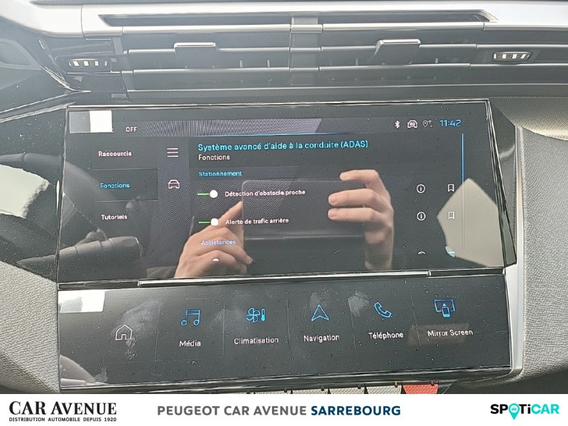 Used PEUGEOT 308 e-308 156ch FIRST EDITION 2023 Blanc Okénite (M) € 31900 in Sarrebourg