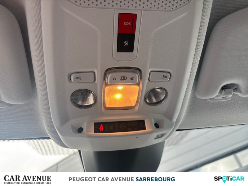 Used PEUGEOT 208 Affaire 1.2 PureTech 75ch S&S Premium 2022 Blanc Banquise € 7990 in Sarrebourg