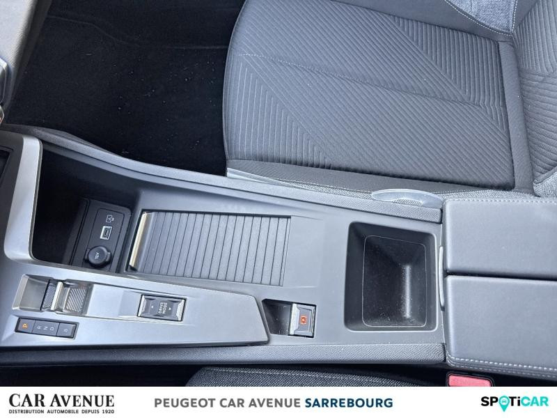 Occasion PEUGEOT 308 PHEV 180ch Active Pack e-EAT8 2024 Vert 33900 € à Sarrebourg
