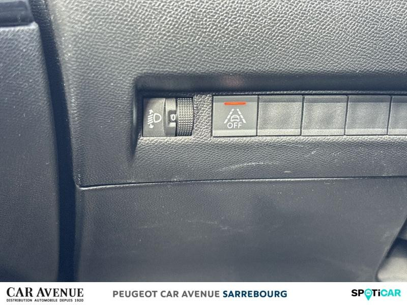 Occasion PEUGEOT 2008 1.5 BlueHDi 130ch S&S Allure Business EAT8 2021 Gris Platinium (M) 17800 € à Sarrebourg