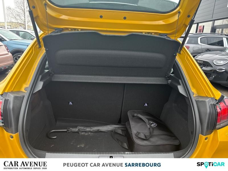 Occasion PEUGEOT 208 e-208 136ch Active 2022 Jaune 14990 € à Sarrebourg