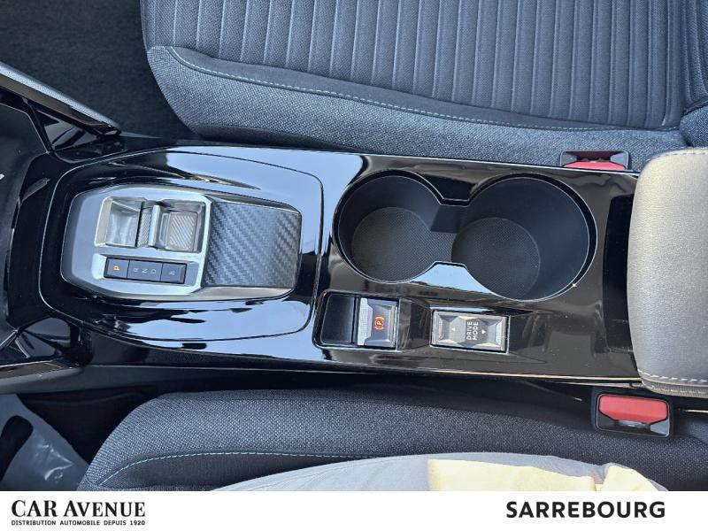 Occasion PEUGEOT 208 e-208 136ch Style 2023 Blanc Banquise (O) 17990 € à Sarrebourg