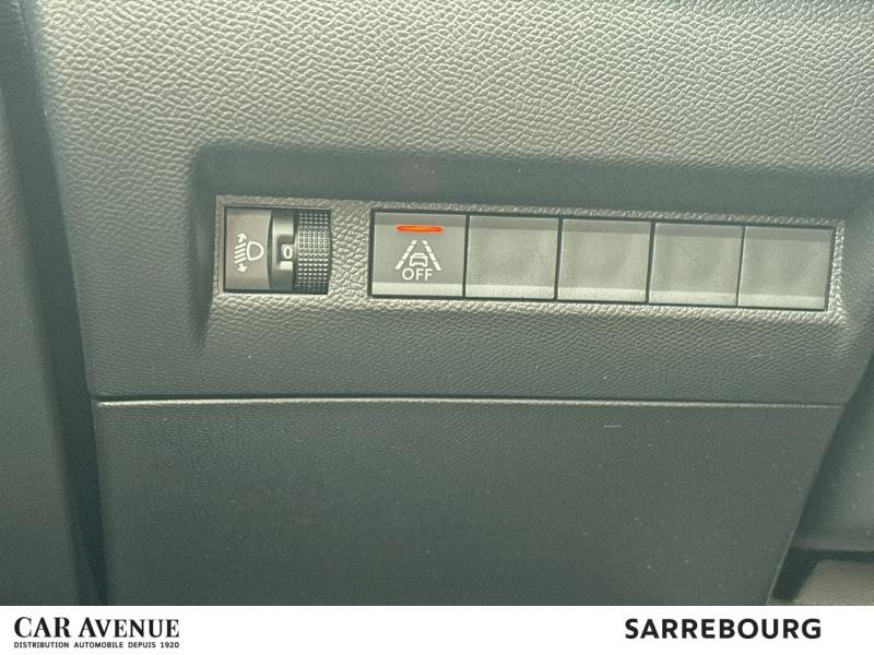 Occasion PEUGEOT 208 1.2 PureTech 100ch S&S Active Pack 2022 Gris Platinium (M) 12990 € à Sarrebourg