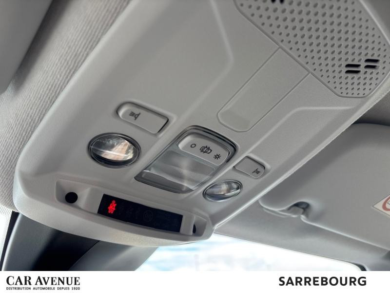 Occasion PEUGEOT 208 1.2 PureTech 100ch S&S Allure EAT8 2023 Blanc Banquise (O) 16590 € à Sarrebourg