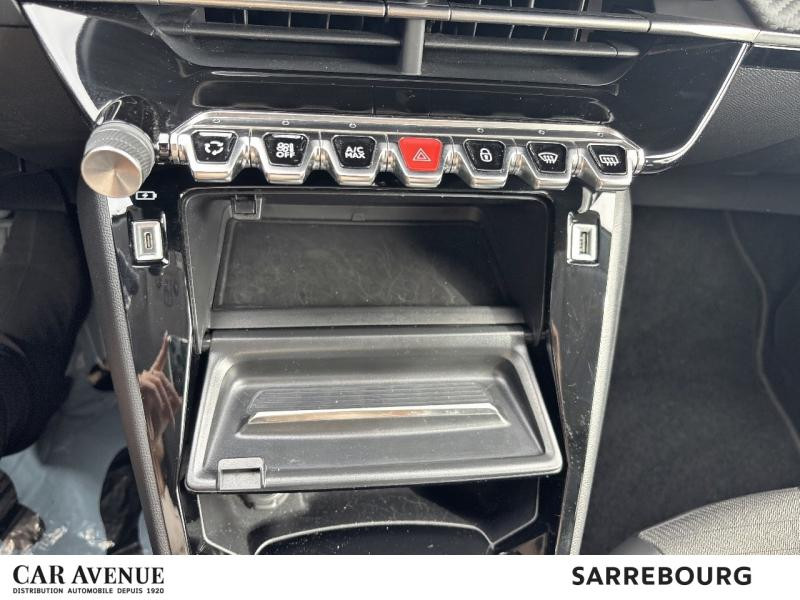 Occasion PEUGEOT 208 1.2 PureTech 100ch S&S Allure EAT8 2023 Blanc Banquise (O) 16590 € à Sarrebourg