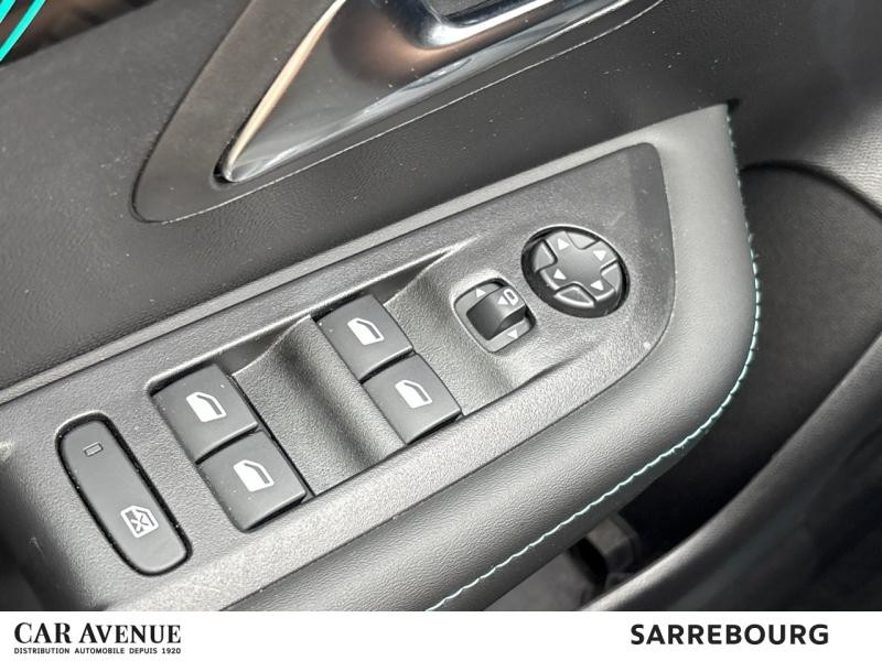 Occasion PEUGEOT 208 1.2 PureTech 100ch S&S Allure EAT8 2023 Blanc Banquise (O) 16590 € à Sarrebourg