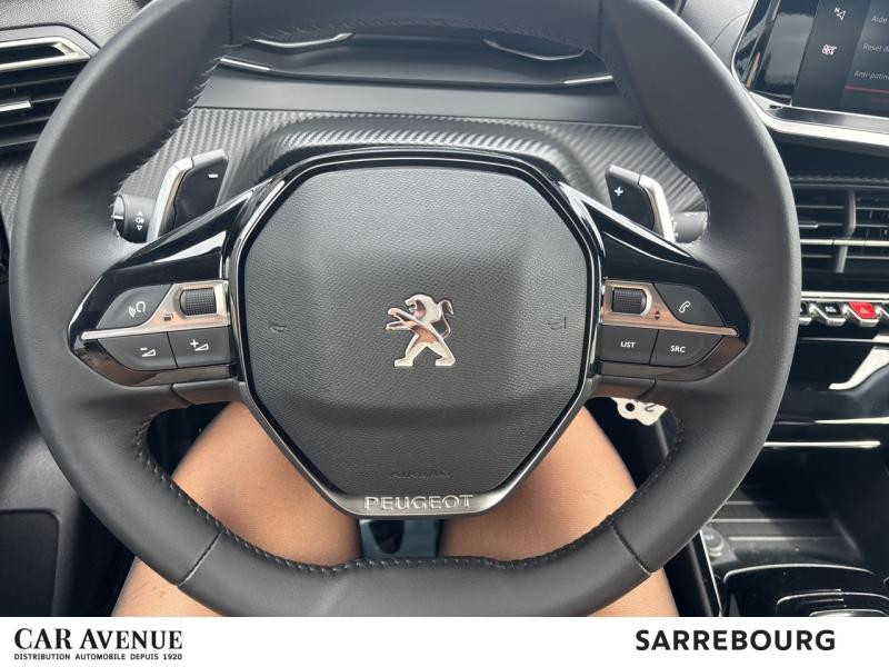 Occasion PEUGEOT 208 1.2 PureTech 100ch S&S Allure EAT8 2023 Blanc Banquise (O) 16590 € à Sarrebourg