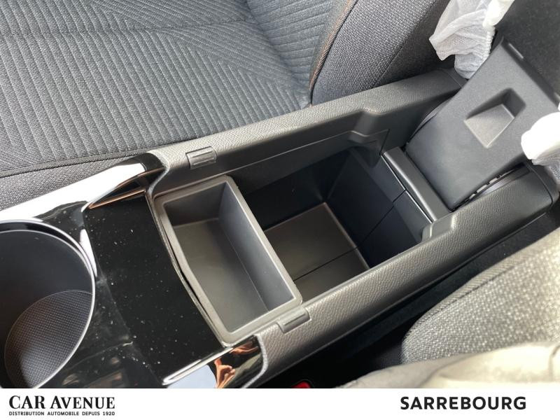 Occasion PEUGEOT 2008 e-2008 156ch Style 2025 Bleu Obsession (M) 31300 € à Sarrebourg