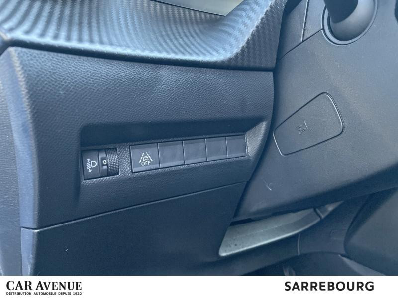 Occasion PEUGEOT 208 1.2 PureTech 100ch S&S Roadtrip EAT8 2021 Bleu Vertigo (V) 15900 € à Sarrebourg