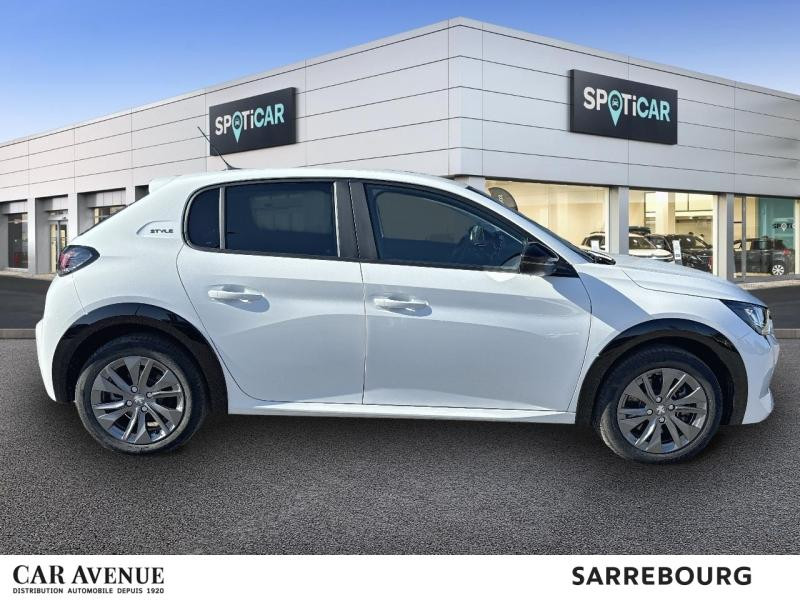 Used PEUGEOT 208 e-208 136ch Style 2023 Blanc Banquise (O) € 16900 in Sarrebourg