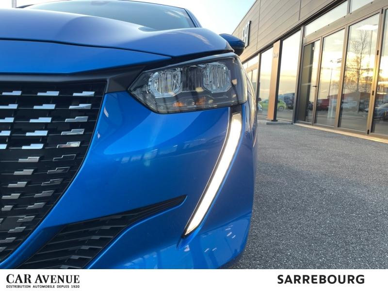 Occasion PEUGEOT 208 1.2 PureTech 100ch S&S Roadtrip EAT8 2021 Bleu Vertigo (V) 15900 € à Sarrebourg