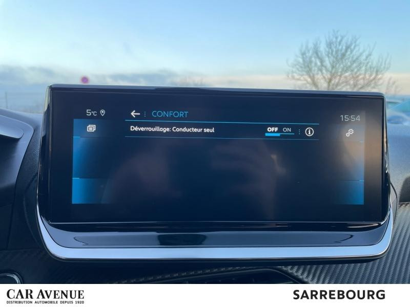 Occasion PEUGEOT 208 1.2 PureTech 100ch S&S Roadtrip EAT8 2021 Bleu Vertigo (V) 15900 € à Sarrebourg