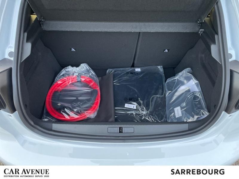 Used PEUGEOT 208 e-208 136ch GT 2025 Blanc Okénite (M) € 30800 in Sarrebourg