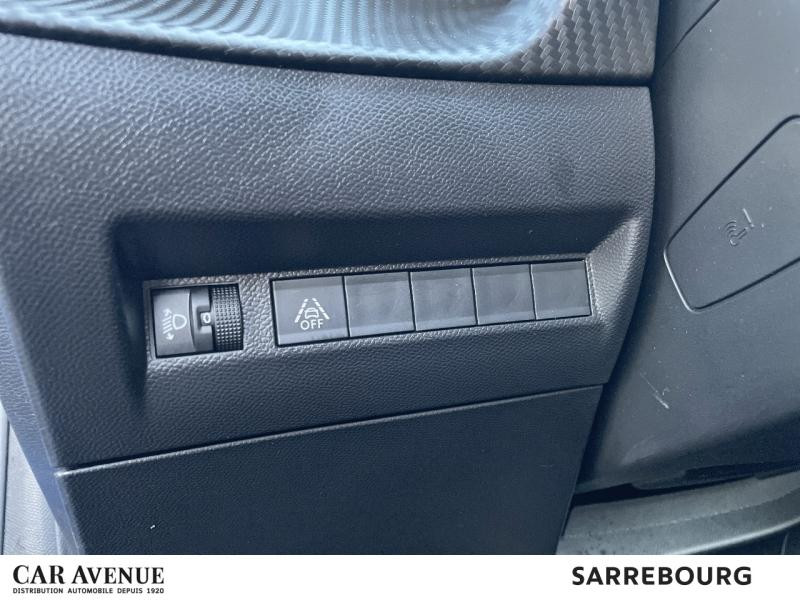 Occasion PEUGEOT 208 1.2 PureTech 100ch S&S Roadtrip EAT8 2021 Bleu Vertigo (V) 15900 € à Sarrebourg